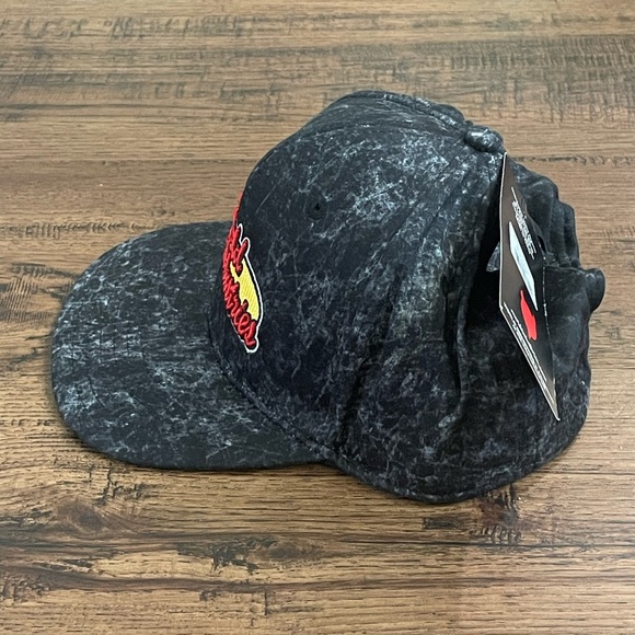 World Industries SnapBack Hat Willy Flameboy Acid Wash ‘Gray Black’ - Picture 3 of 6